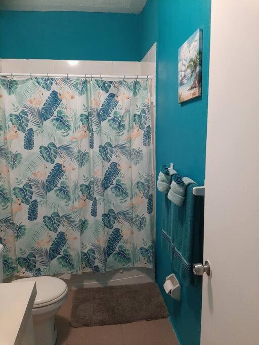 Seashells Apartment Nassau Exterior photo