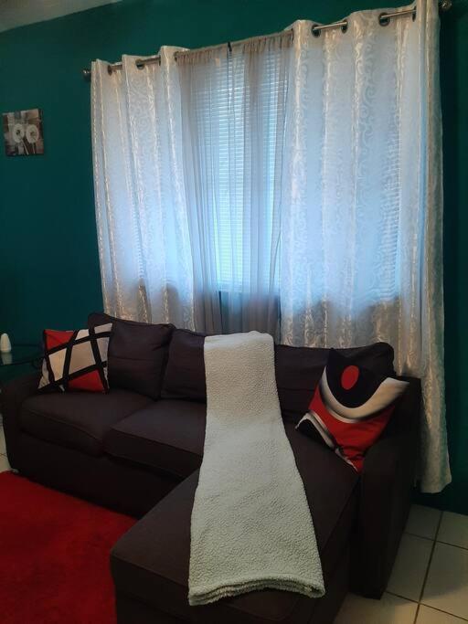 Seashells Apartment Nassau Exterior photo