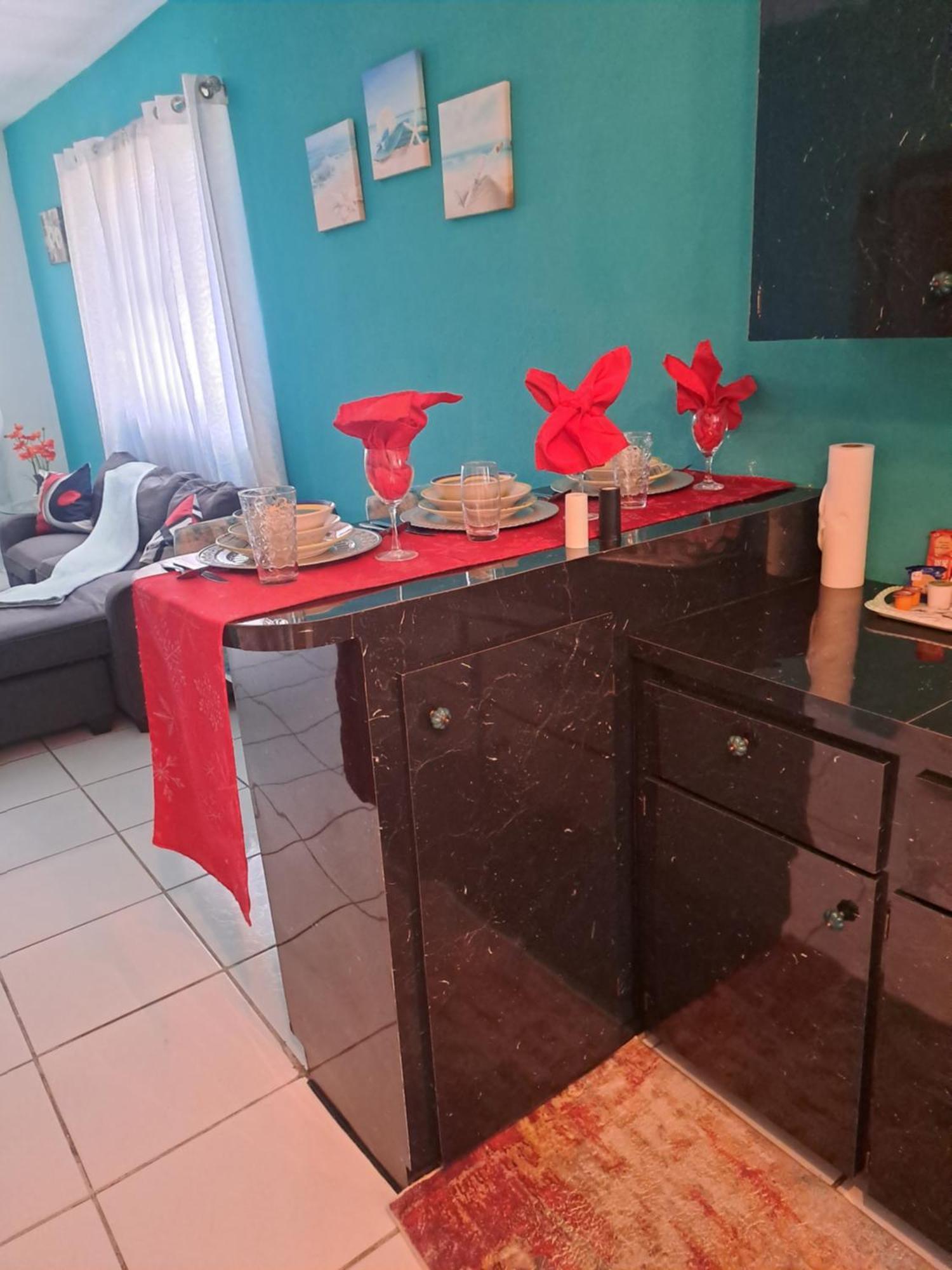 Seashells Apartment Nassau Exterior photo